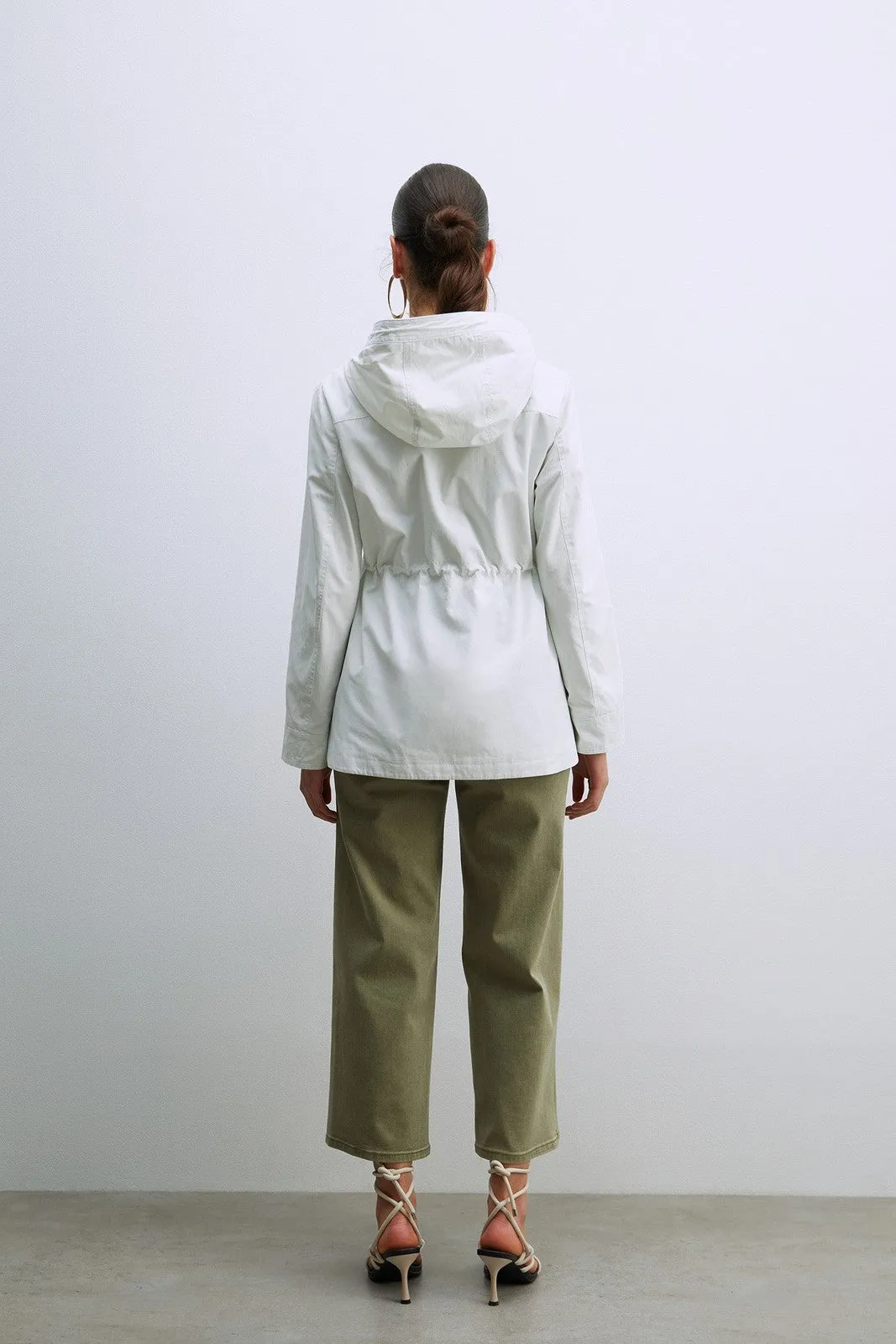 Hooded Parka W Snitched Waist - White