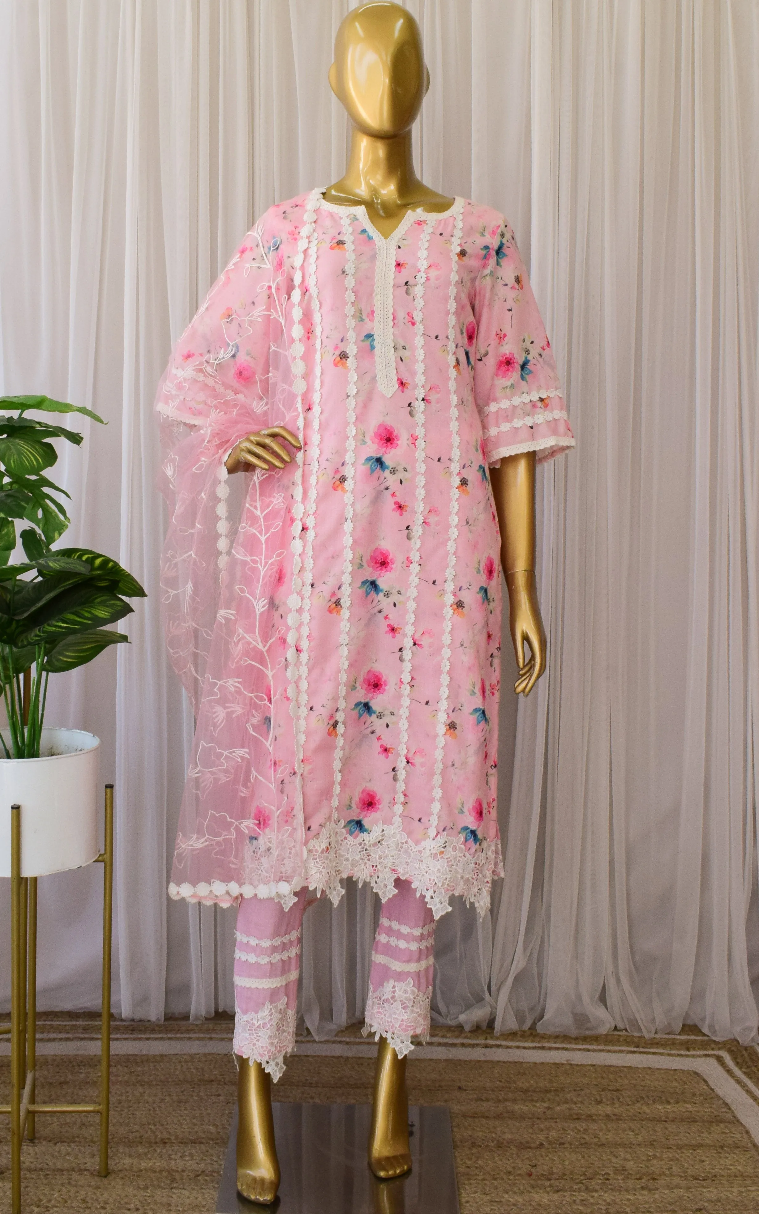 Light Pink Floral Cotton Linen Kurta Pant Set