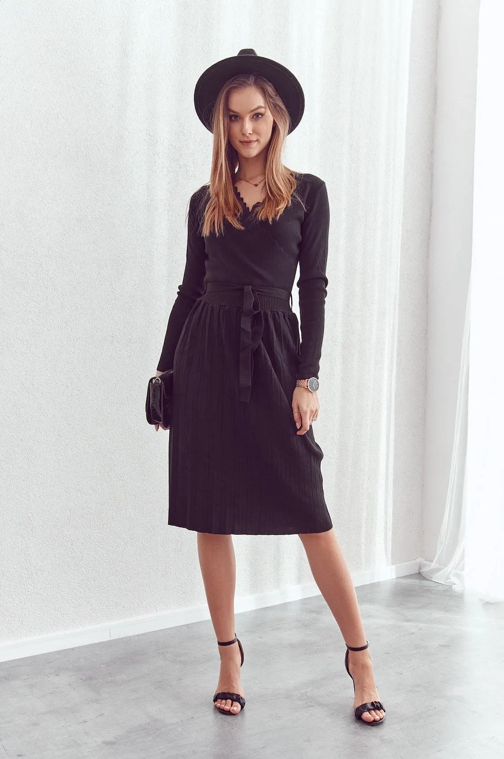 Midi dress with pleated hem black 87642