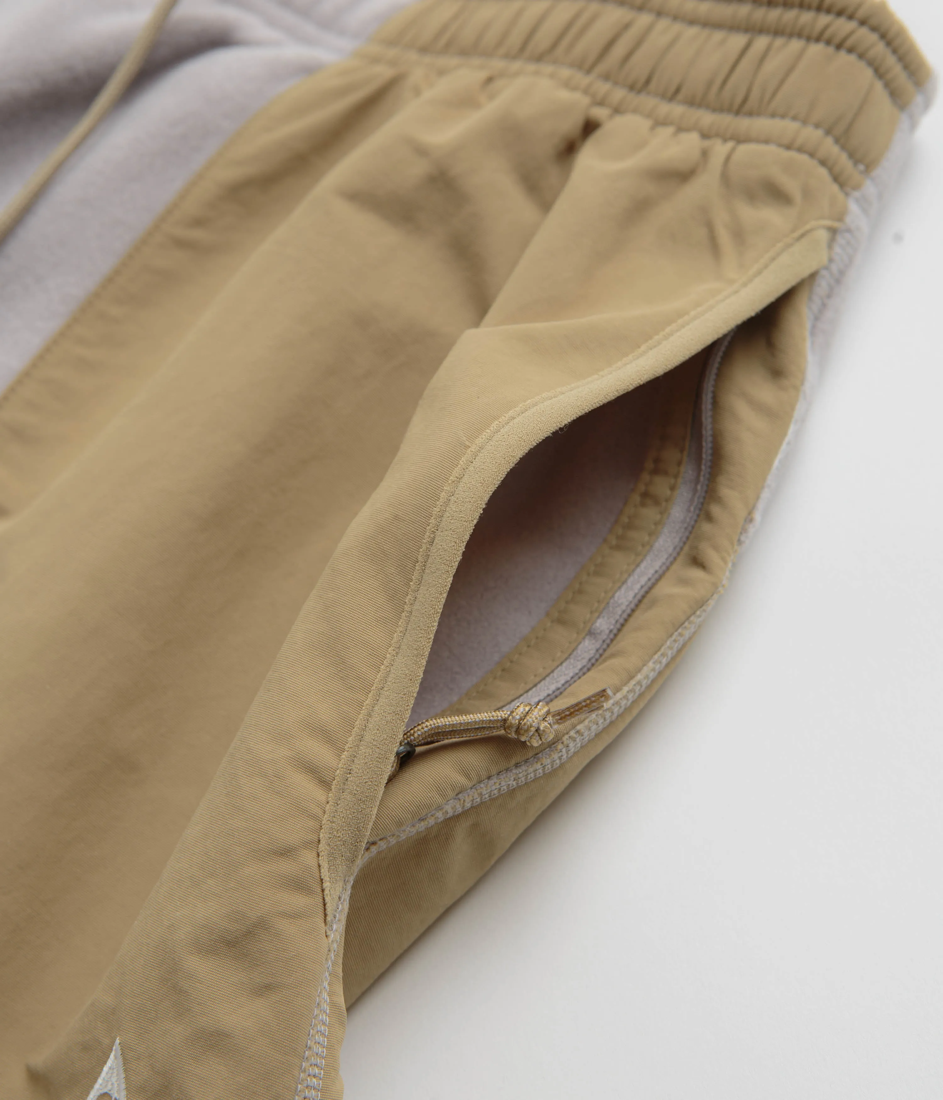Nike ACG Wolf Tree Plus Pants - College Grey / Parachute Beige / Summit White