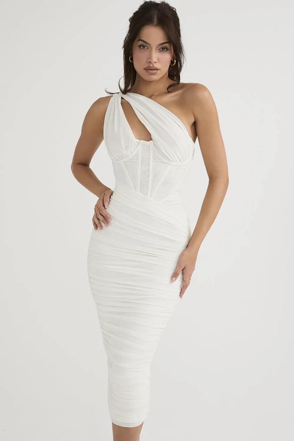 Solid Color Pleated One-shoulder Fishbone Cutout Dress