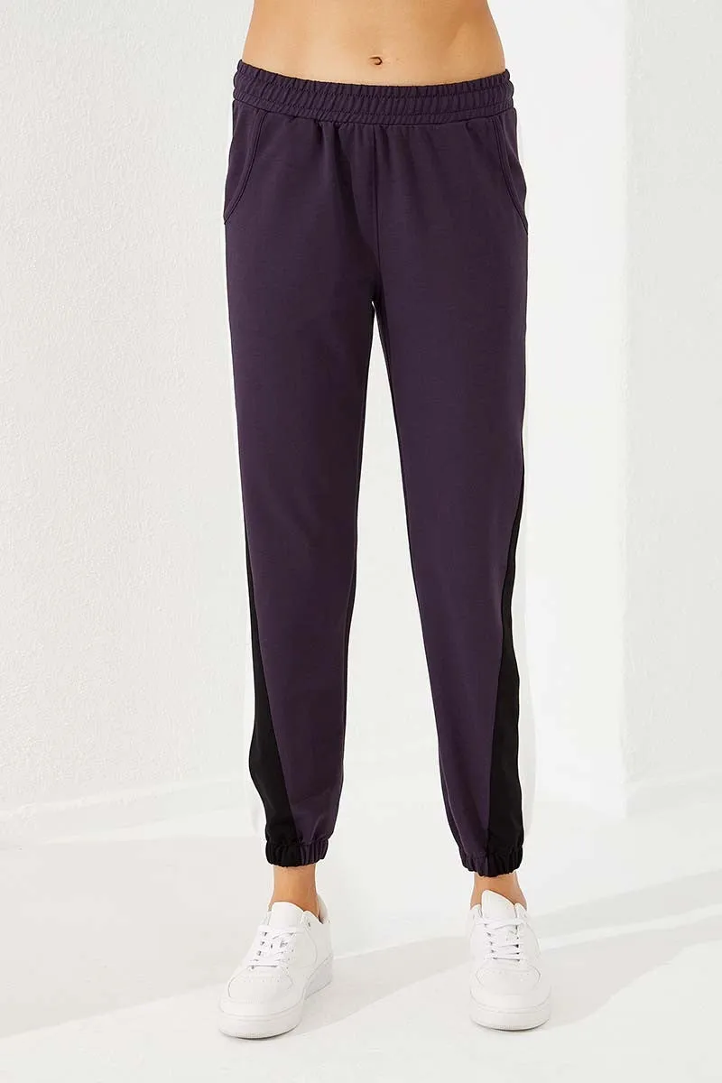 TMY Purple Two-Color Striped Comfort Fit Elastic Cuff Women's Sweatpants - 94582 - Greifswald
