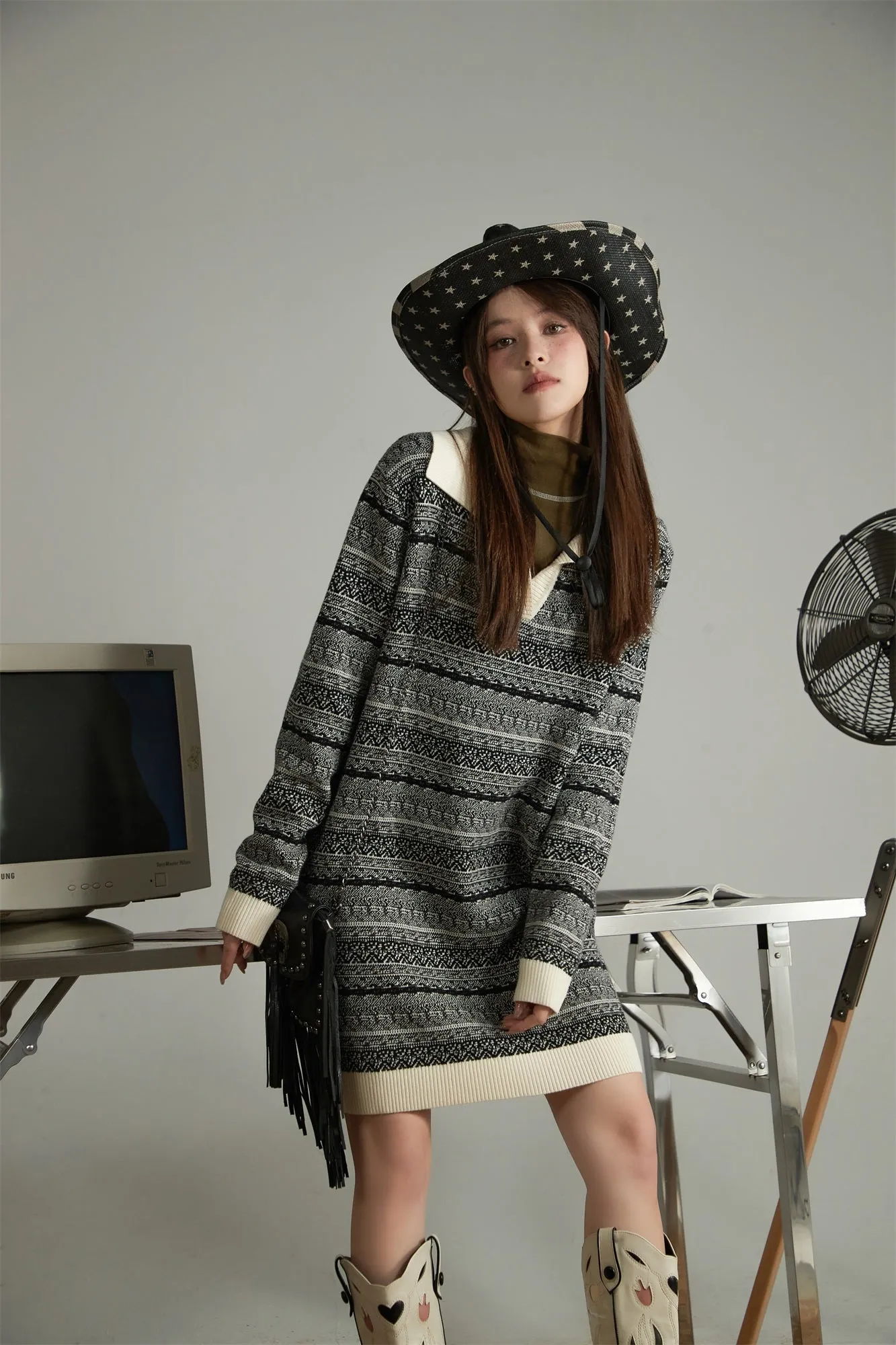 Vintage Stripe V-Neck Knitted Dress